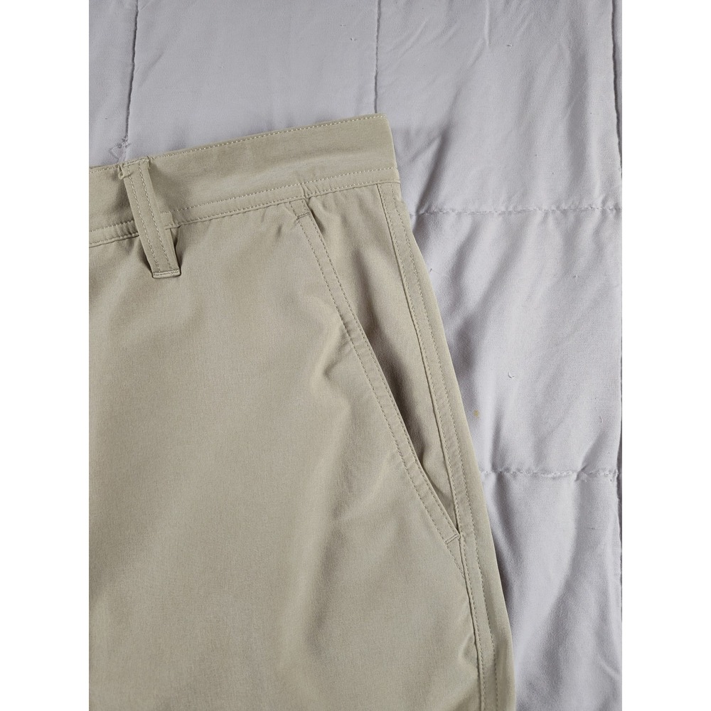 FootJoy Golf Shorts Performance Lightweight Beige Flat Front Mens Size 40 - Picture 5 of 17